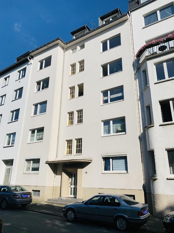 Apartament Modern * Zentral * Netflix * Arbeitsplatz Wuppertal Zewnętrze zdjęcie